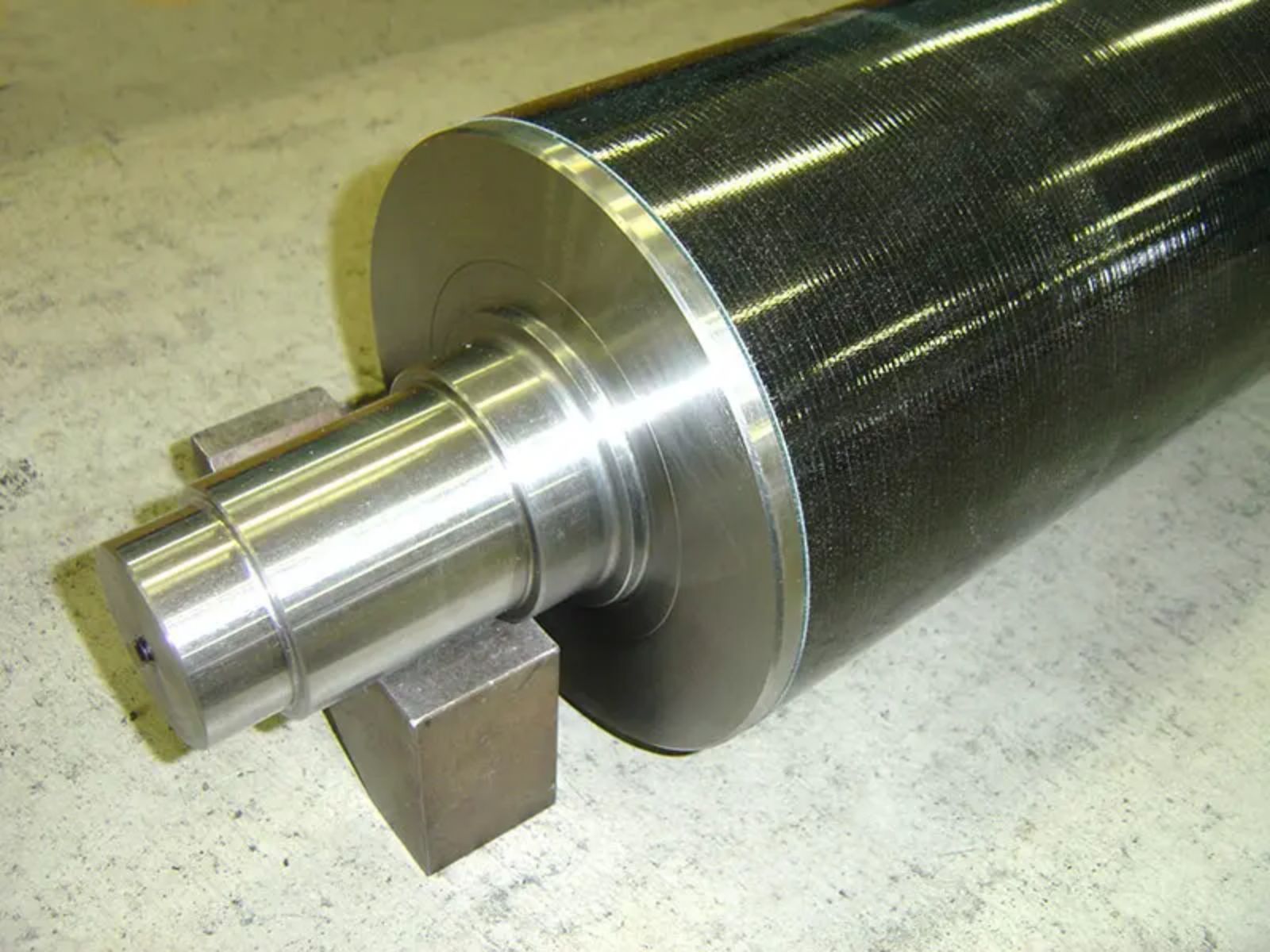 GFRPロールパイプ